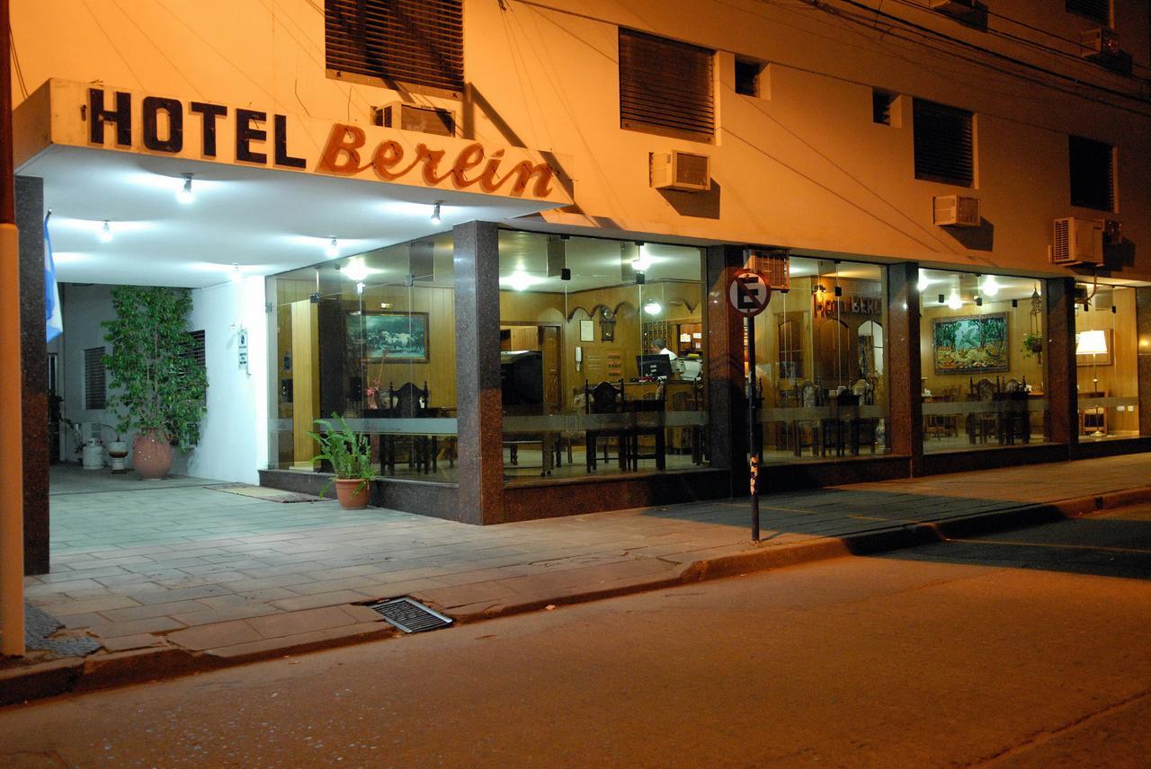 Hotel Berlin Гвалегвайчу Екстер'єр фото